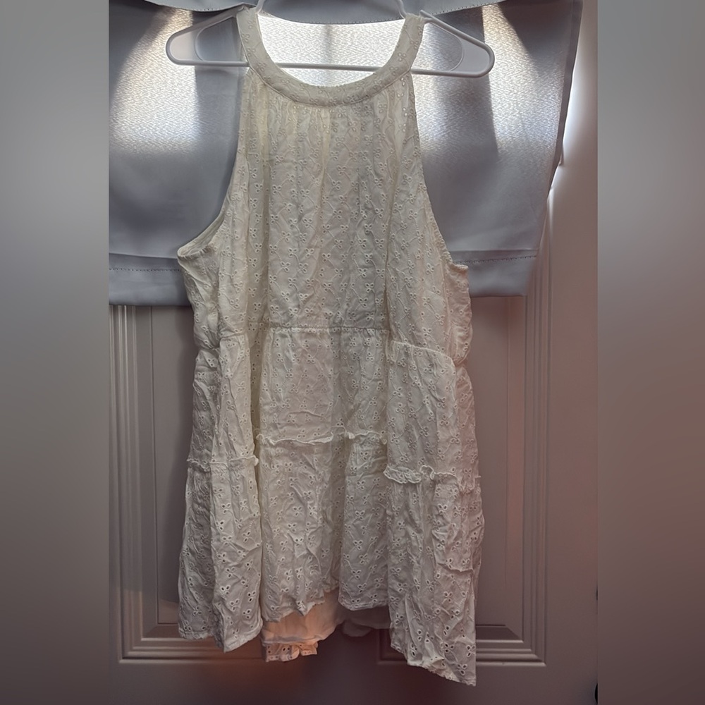 Torrid White Flowy Summer Blouse – Size 3X (22-24) – Gently Used